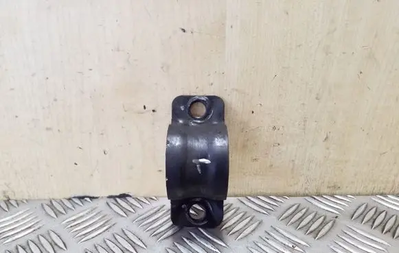 Chevrolet Captiva Sway bar bush bracket, front 