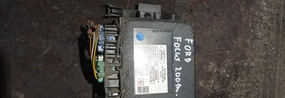 Ford Focus Comfort/convenience module 5WK47230C