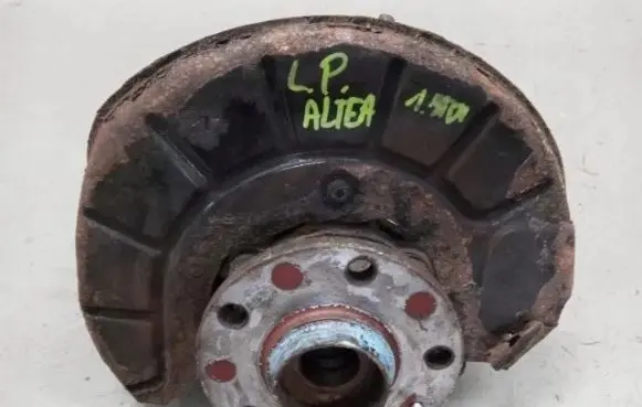 Seat Altea XL Rear wheel hub