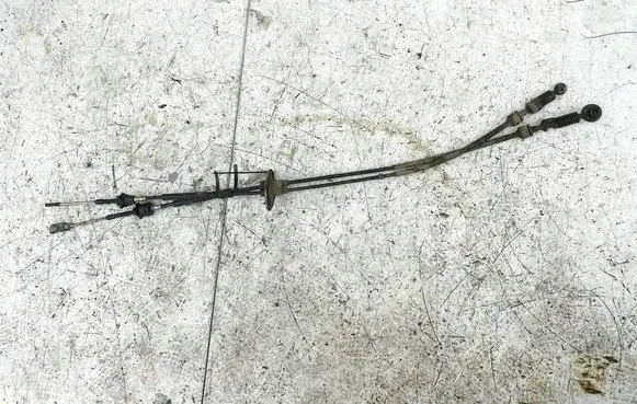 Gear shift cable linkage