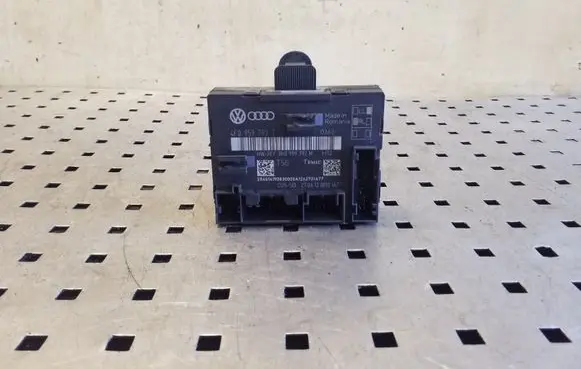 Audi Q7 4L Door control unit/module 4F0959792T 8K0959792M