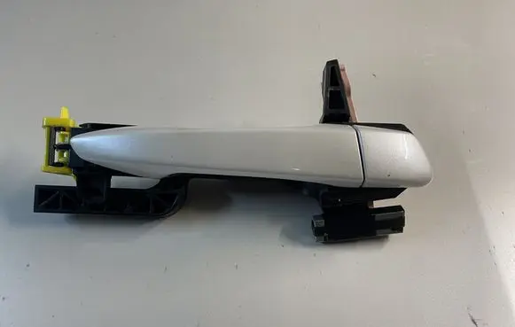 Lexus CT 200H Rear door exterior handle 