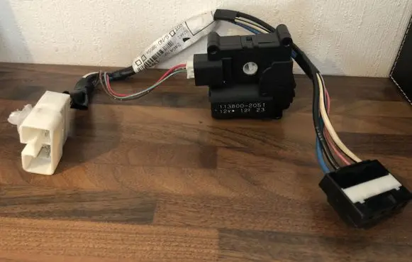 Toyota Corolla Verso AR10 Air flap motor/actuator 1138002051