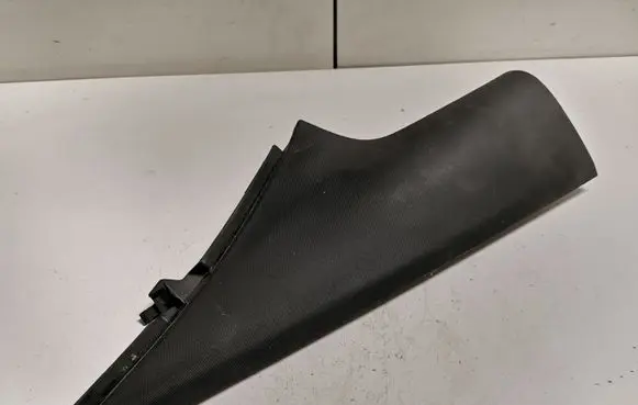 Chevrolet Camaro (C) pillar trim 20962340