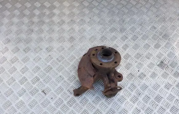 Volkswagen Transporter - Caravelle T4 Front wheel hub