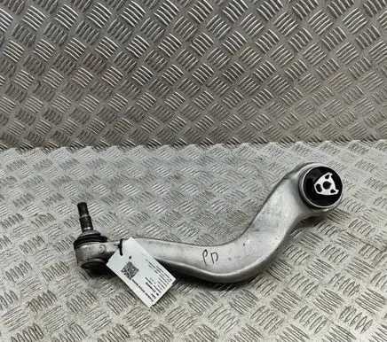 BMW 5 G60 Front lower control arm/wishbone 8833032