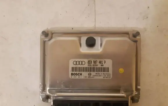 Audi A6 S6 C5 4B Engine control unit/module 8E0907401P 1039S01060 0281011136