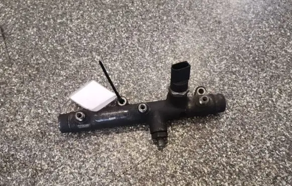 Audi A6 S6 C6 4F Fuel main line pipe 059130089D