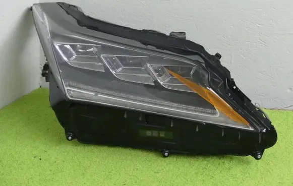 Lexus RX 450H Headlight/headlamp