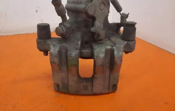 Opel Signum Rear brake caliper