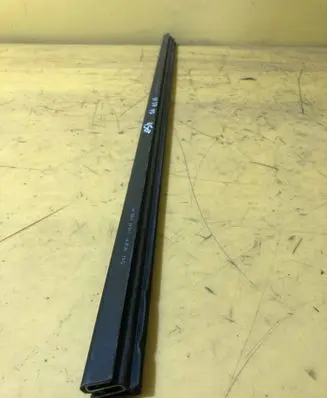 Mercedes-Benz SLK R171 Front door windshield rail 