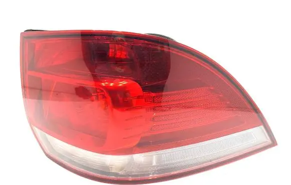 Volkswagen Golf V Rear/tail lights