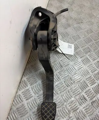 Seat Toledo III (5P) Clutch pedal 1K1721059BB 1K1721059