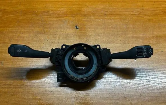 BMW 5 E39 Wiper control stalk 8375407M