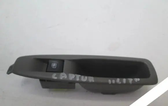 Renault Captur Quarter vent window switch 68485JY00A