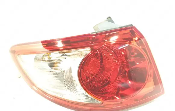 Hyundai Santa Fe Rear/tail lights 924012B000