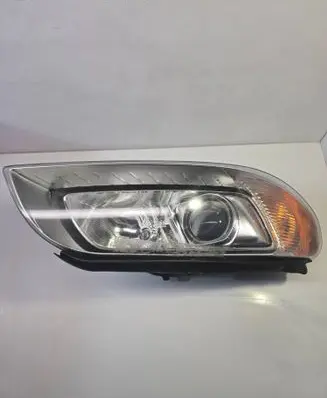 Volvo S80 Headlight/headlamp 31353533