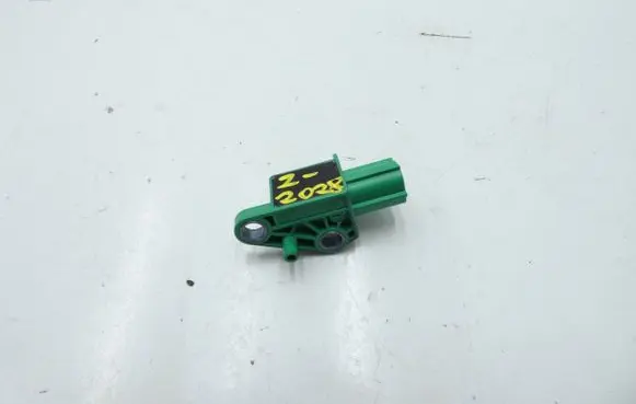 Audi A3 S3 8P Airbag deployment crash/impact sensor 1K0909606C 5WK43544