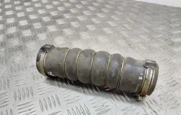 Peugeot 508 Intercooler hose/pipe 9684980180