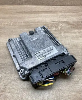 Mitsubishi Outlander Engine control unit/module ECU 1860A654 0281012535