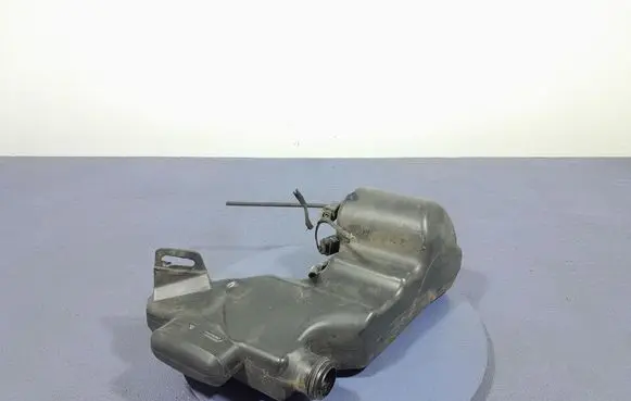 Mercedes-Benz GLC X253 C253 Windshield washer fluid reservoir/tank A2058600160