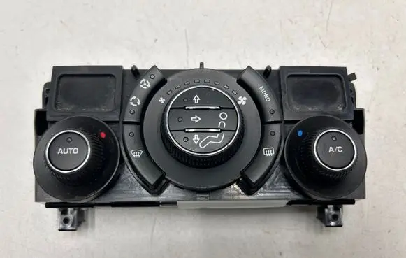 Peugeot 3008 I Climate control unit 400017001 96738320XT S690H706
