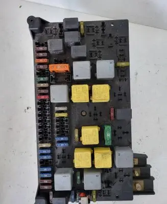 Mercedes-Benz ML W163 Fuse box set 1635450205 08200101