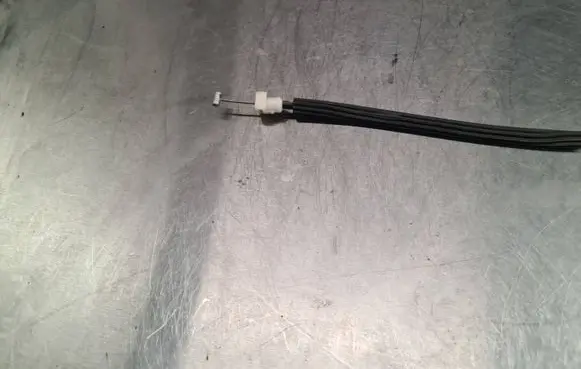 Peugeot 407 Rear door cable line 