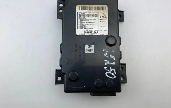 Dodge RAM Garage door switch 2362888R00CXH2 75813BB 68105822AA