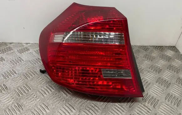 BMW 1 E81 E87 Rear/tail lights 7184955