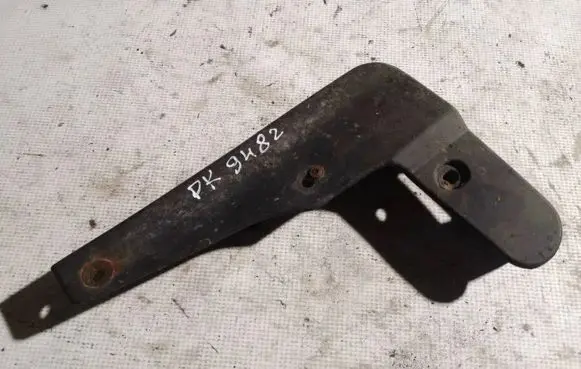 Subaru Legacy Front mudguard 