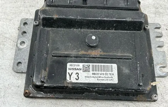 Nissan Note (E11) Engine control unit/module MEC37510