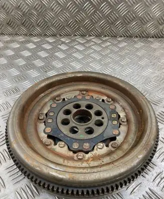 Audi A3 S3 8V Flywheel 06K105266A