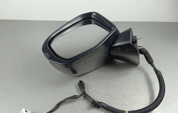 Honda CR-V Front door electric wing mirror