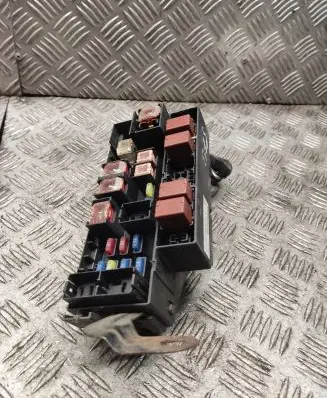 Subaru Forester SG Fuse box set 82231SA500 505227