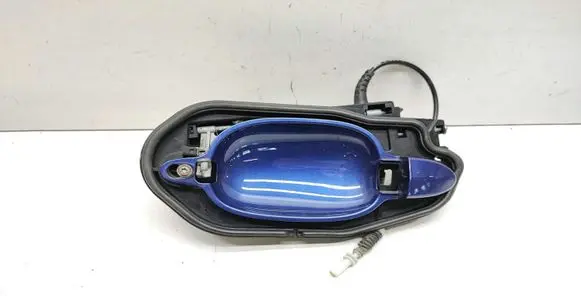 Front door exterior handle/bracket