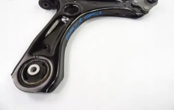 Skoda Fabia Mk3 (NJ) Front lower control arm/wishbone 6R0407152F