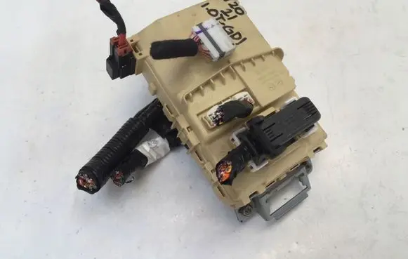 Hyundai i20 (BC3 BI3) Fuse module 91950Q0260