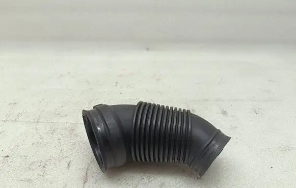 Audi A6 S6 C6 4F Air intake duct part 4F0129615D