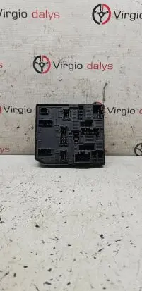 Renault Megane IV Fuse module 284B66727R 1734686168