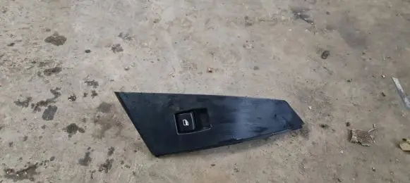 BMW 5 E60 E61 Electric window control switch 6951966AI