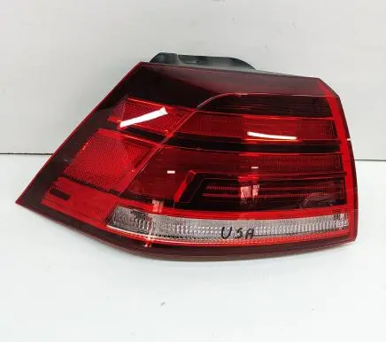Volkswagen Golf VII Rear/tail lights 5GM945095F