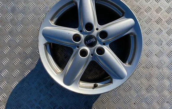 Mini Cooper Countryman R60 R16 alloy rim 9803720