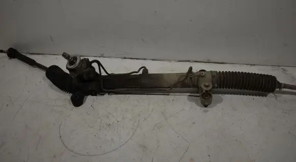 Toyota Avensis T250 Steering rack