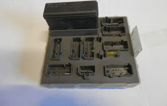 Ford Focus Gateway control module 98AG14A073CHMK1