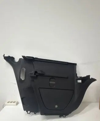 Trunk/boot lower side trim panel