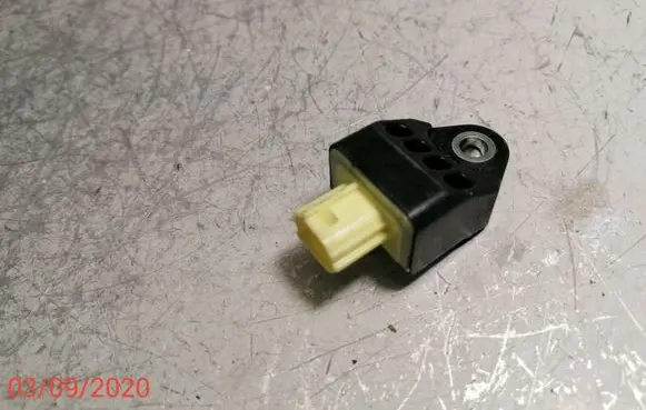Toyota Yaris Airbag deployment crash/impact sensor 898310D130