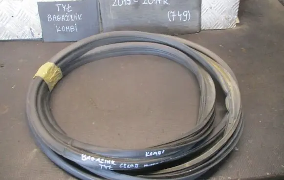 KIA Ceed Rubber seal loading door 