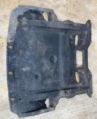 BMW 5 GT F07 Engine splash shield/under tray 51757185113