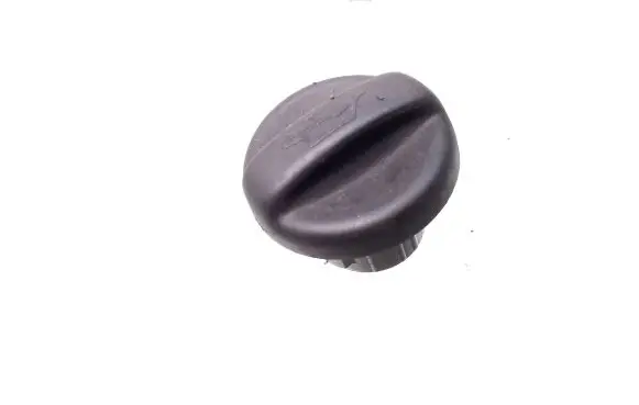 Ford Fiesta Oil filler cap C2699A0